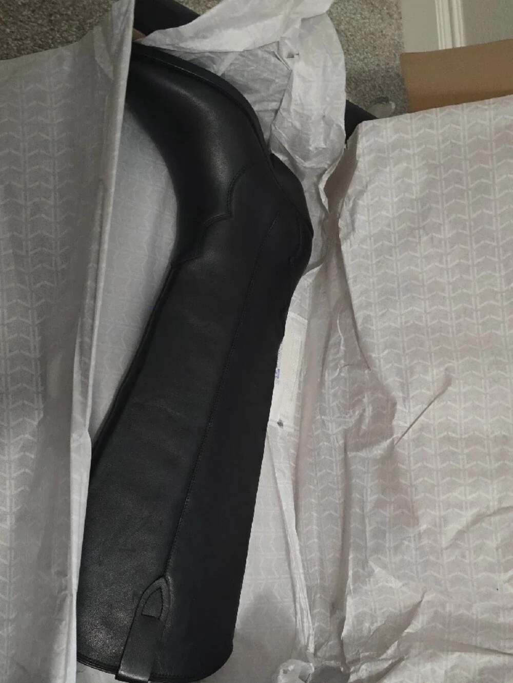 Black Leather Knee-High Women's Riding Boots